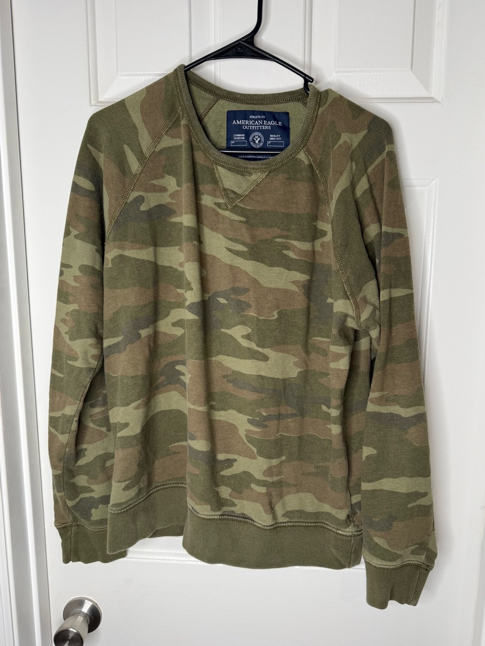 American Eagle Outfitters Olive and Brown Camo Crewneck Sweatshirt